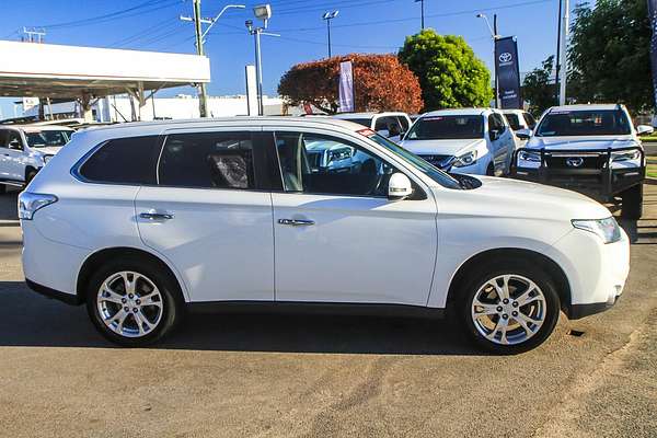 2013 Mitsubishi Outlander Aspire ZJ