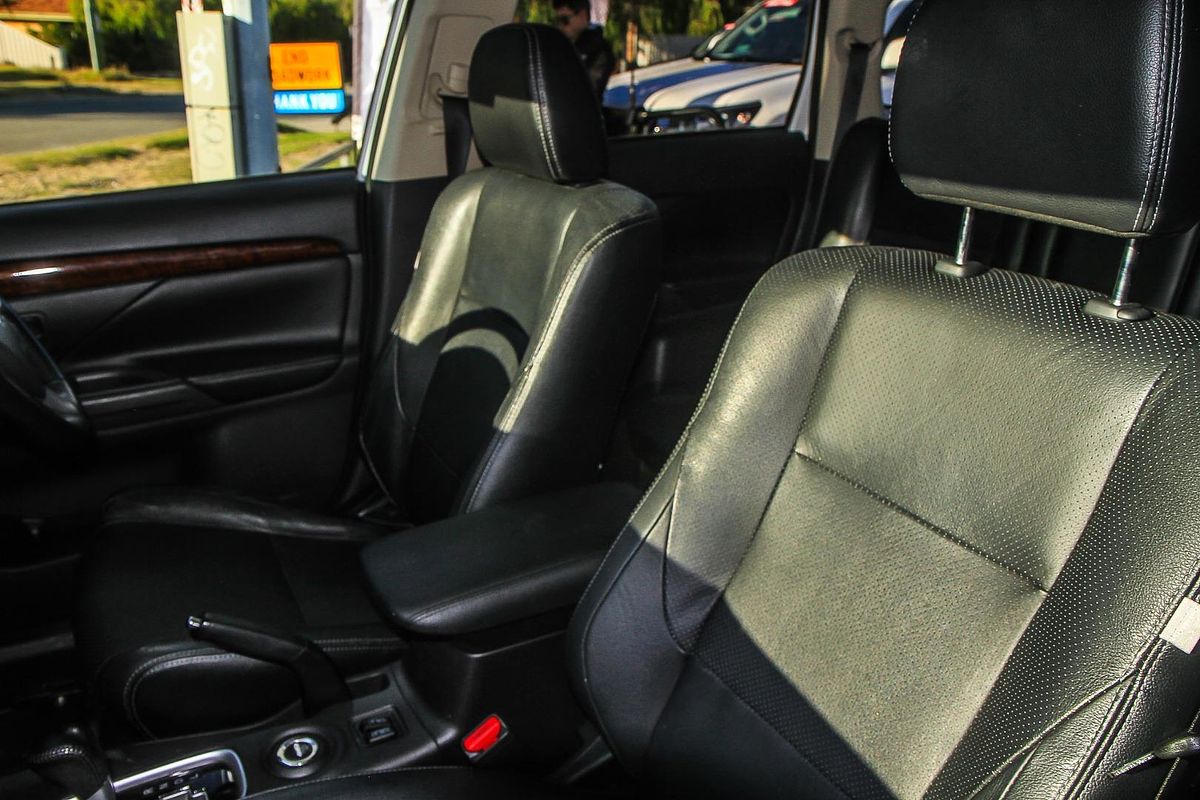 2013 Mitsubishi Outlander Aspire ZJ