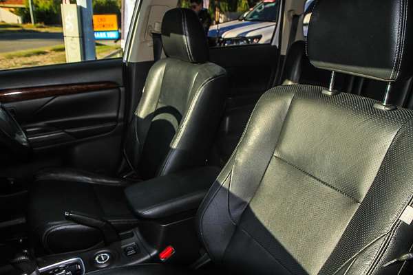 2013 Mitsubishi Outlander Aspire ZJ
