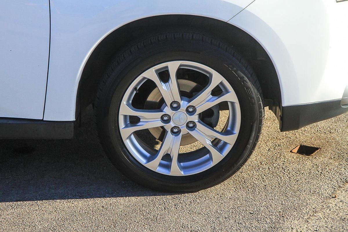 2013 Mitsubishi Outlander Aspire ZJ