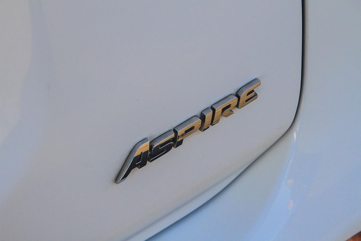 2013 Mitsubishi Outlander Aspire ZJ