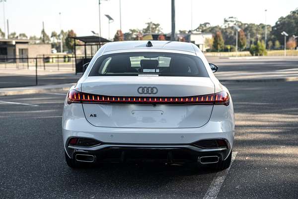 2025 Audi A5 TFSI 150kW S line B10