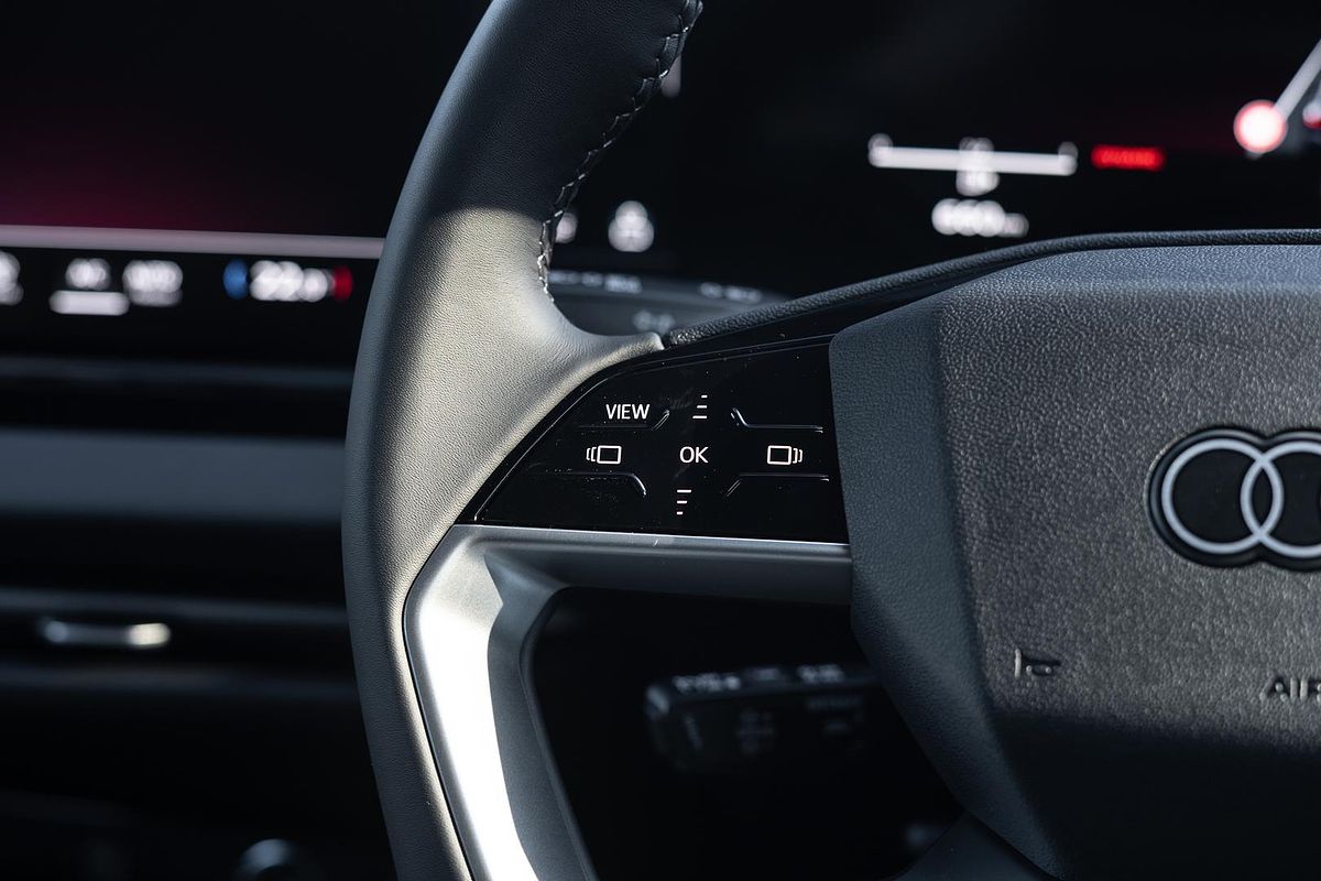 2025 Audi A5 TFSI 150kW S line B10