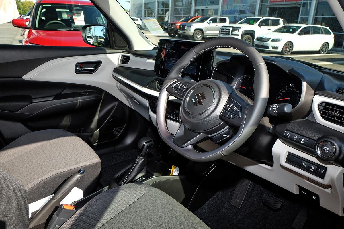 2024 Suzuki Swift Hybrid Plus UZ