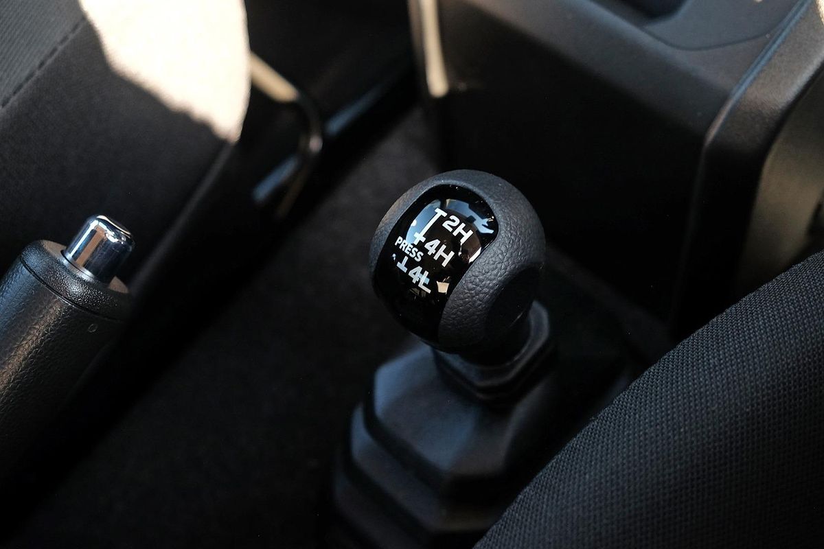 2024 Suzuki Jimny GLX GJ