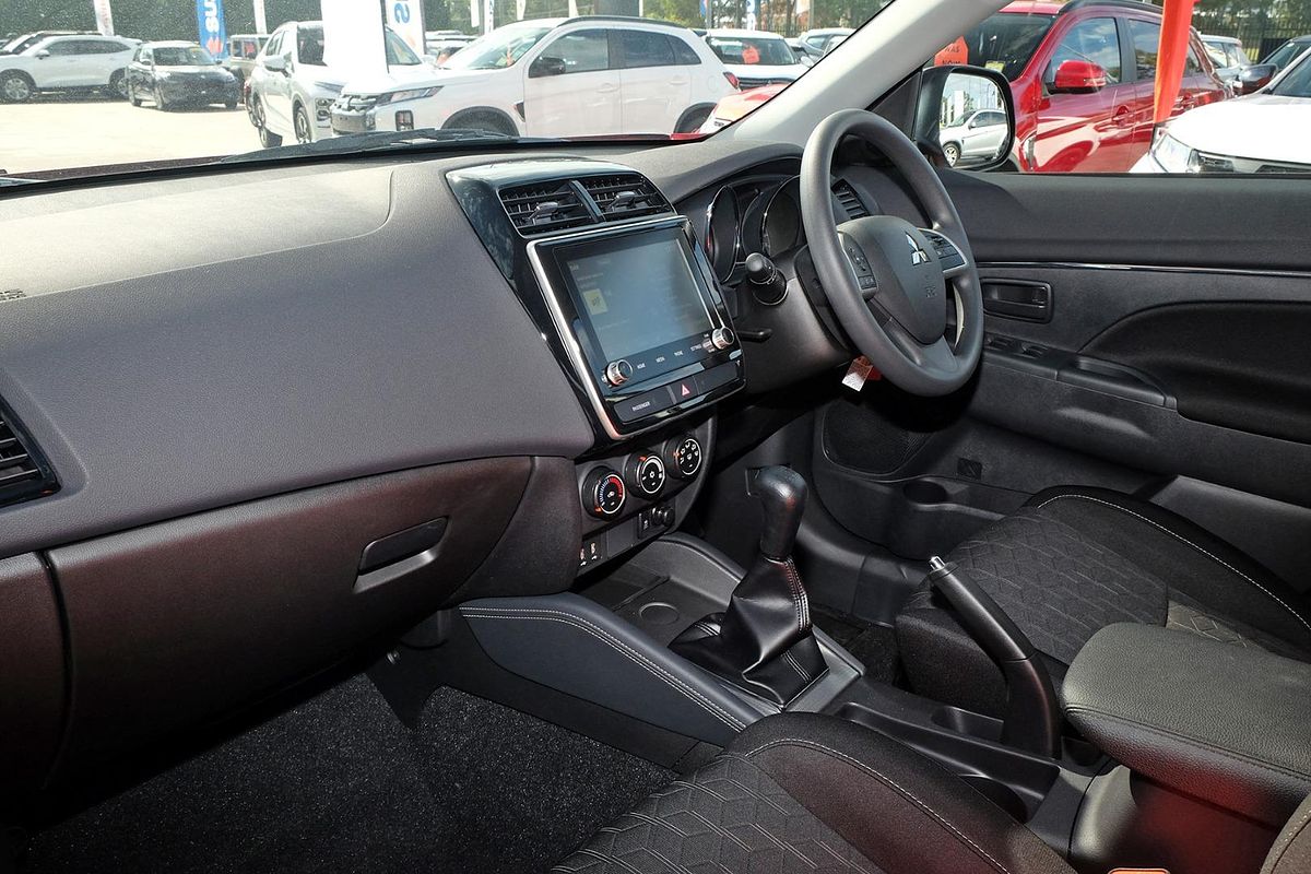 2025 Mitsubishi ASX GS XD
