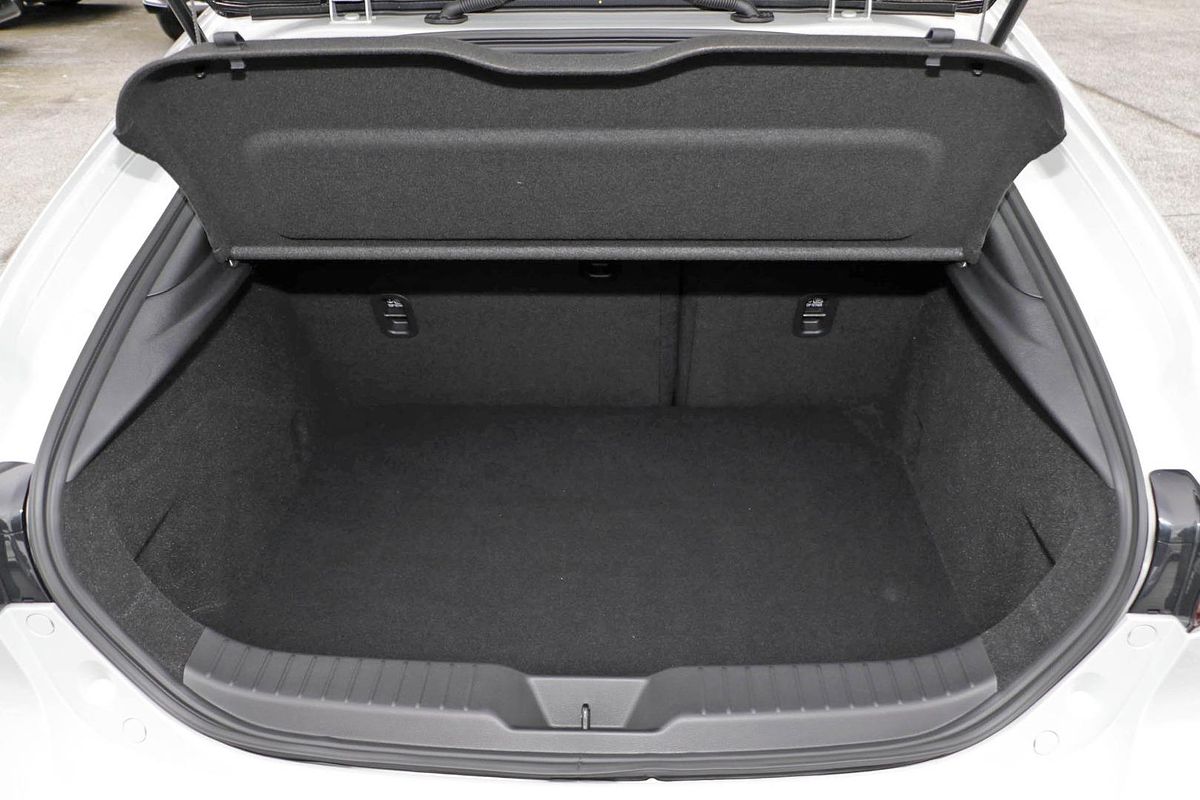 2025 Mazda 3 G25 Astina BP Series