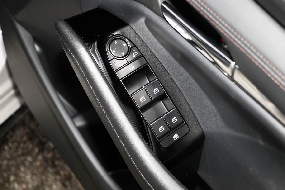 2025 Mazda 3 G20 Touring BP Series