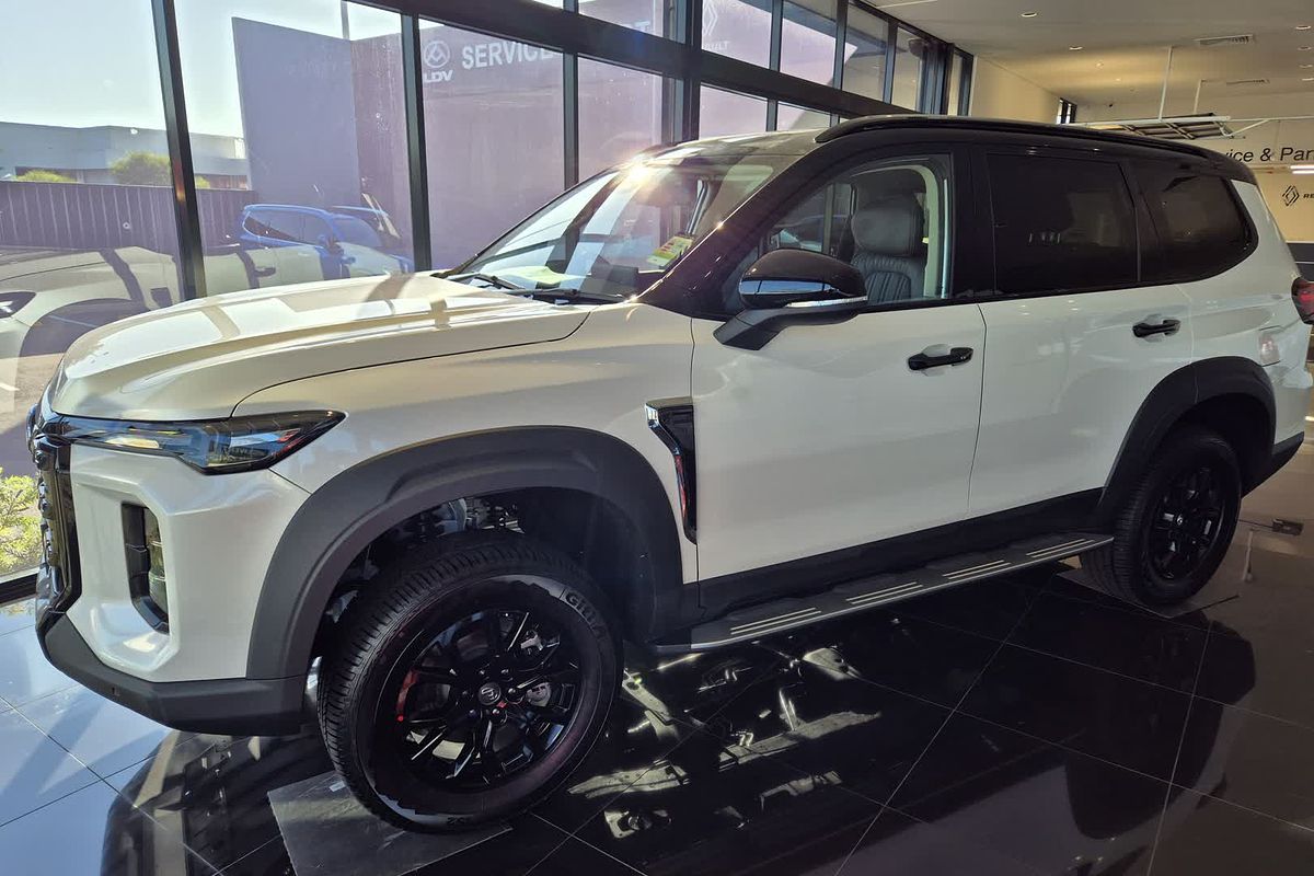 2025 LDV D90 Executive SV9A