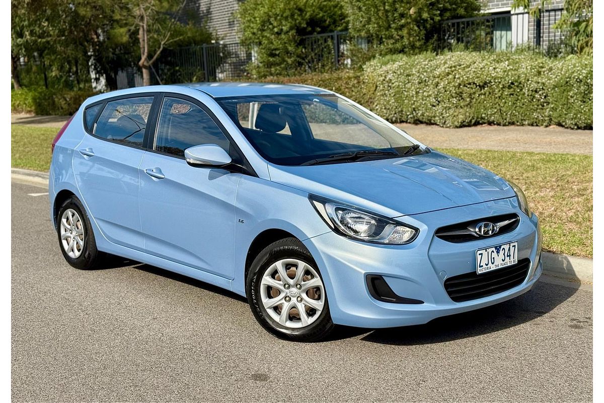 2012 Hyundai Accent Active RB