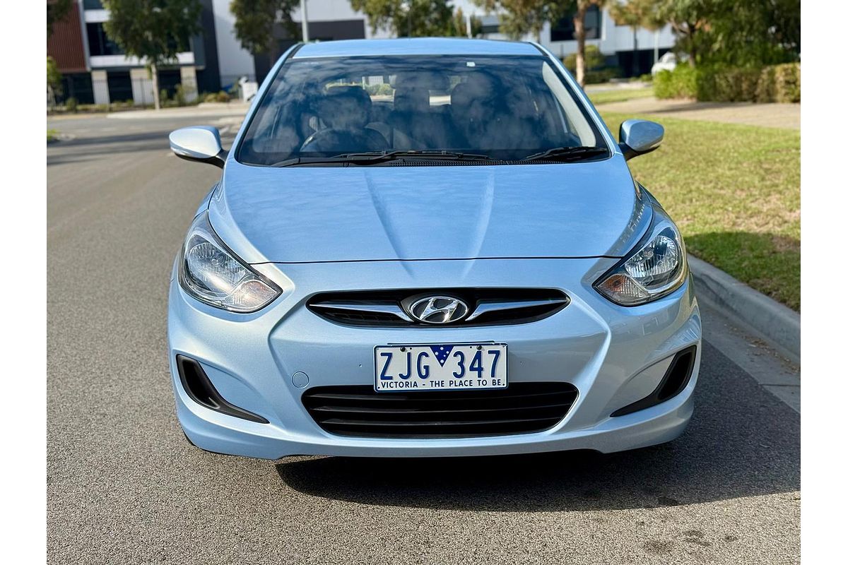 2012 Hyundai Accent Active RB