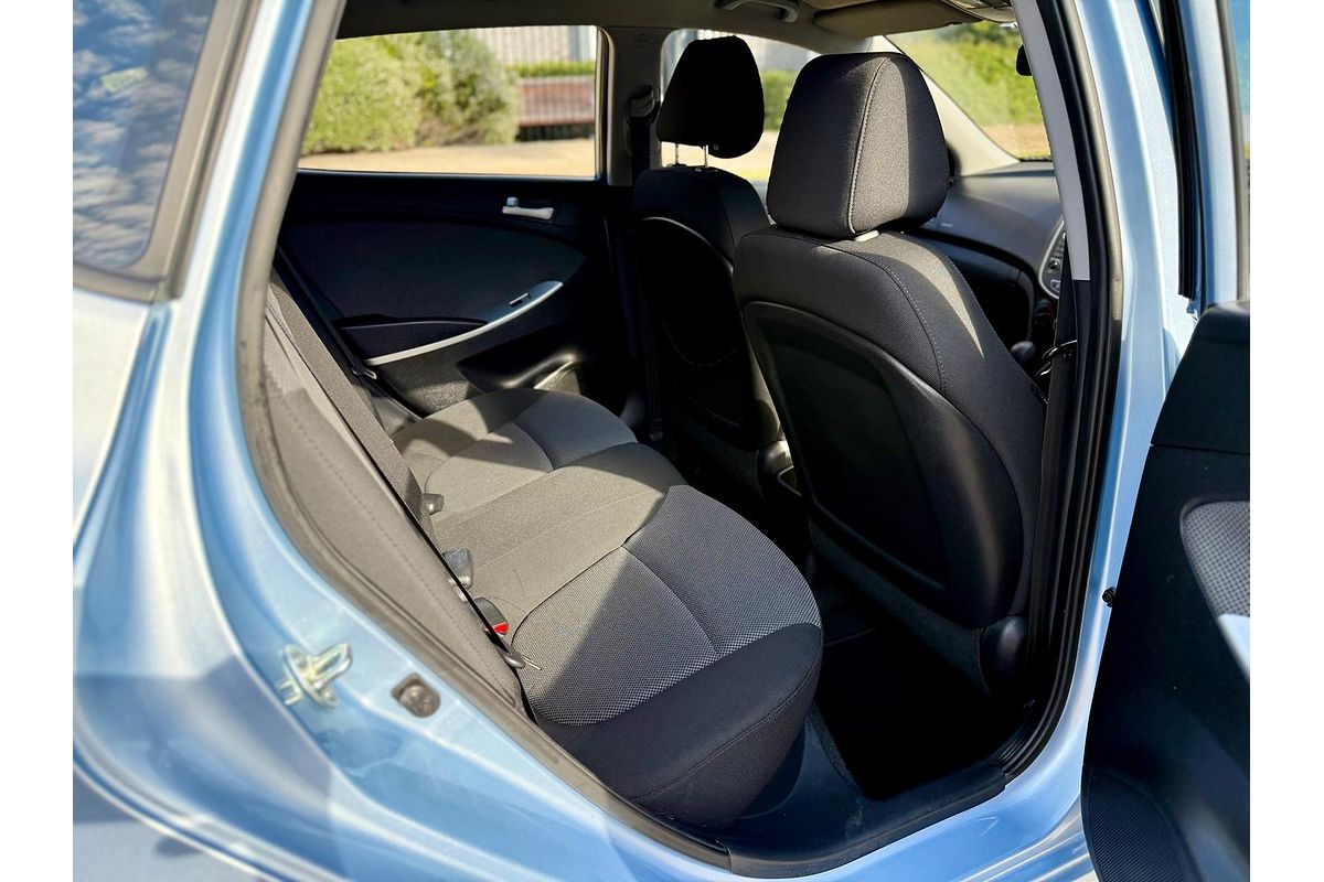 2012 Hyundai Accent Active RB