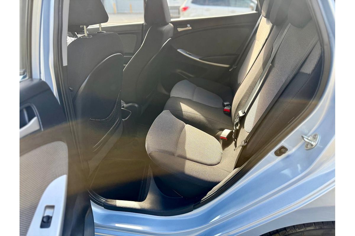 2012 Hyundai Accent Active RB
