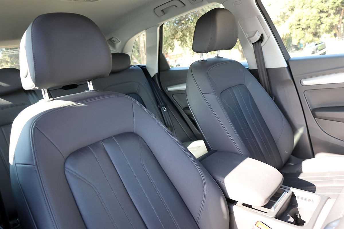 2022 Audi Q5 45 TFSI FY