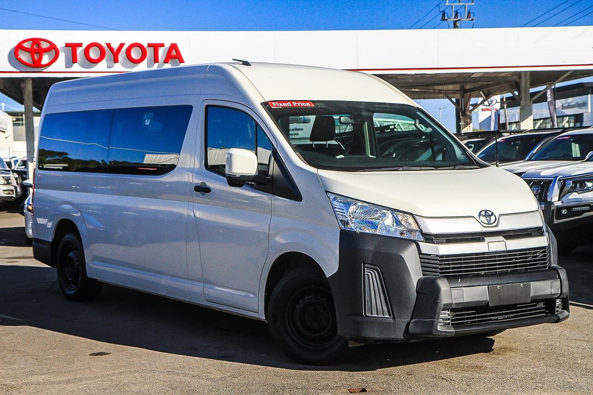 2021 Toyota Hiace Commuter GDH322R