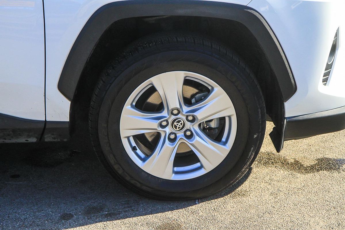 2020 Toyota RAV4 GX AXAH52R