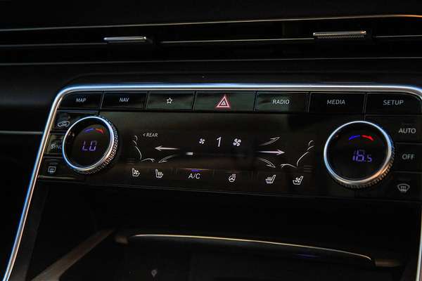 2022 Genesis GV80 3.0D AWD JX.V2
