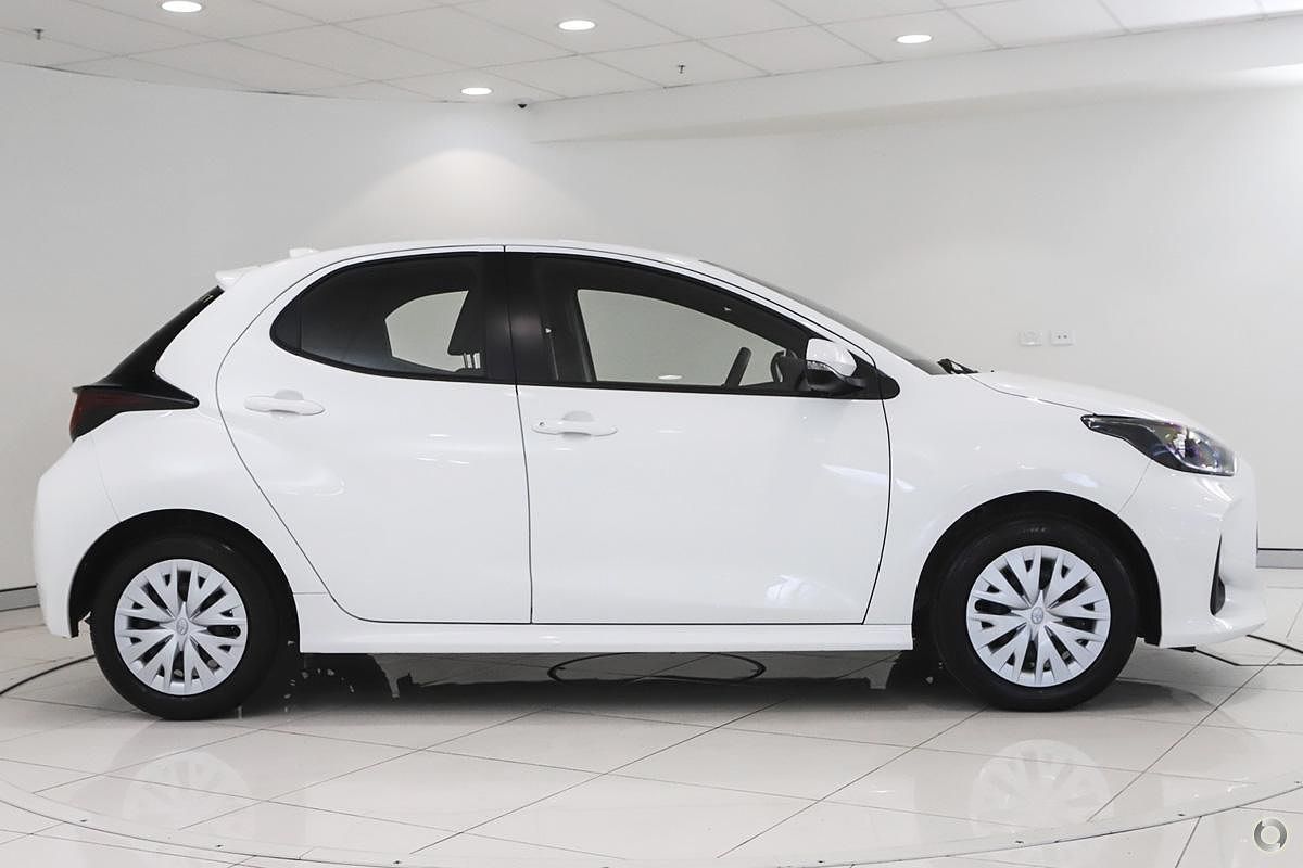 2021 Toyota Yaris Ascent Sport MXPA10R