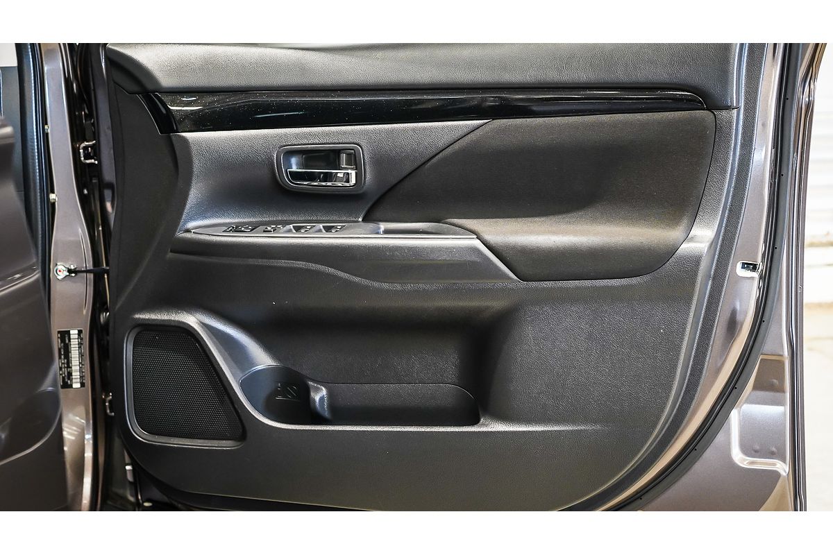 2019 Mitsubishi Outlander ES ZL