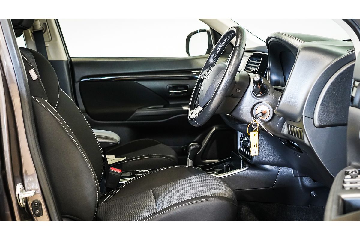 2019 Mitsubishi Outlander ES ZL