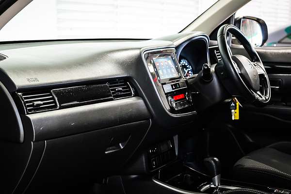 2019 Mitsubishi Outlander ES ZL