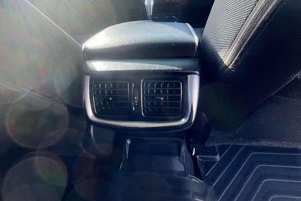 2021 Toyota Hilux SR5 GUN126R 4X4