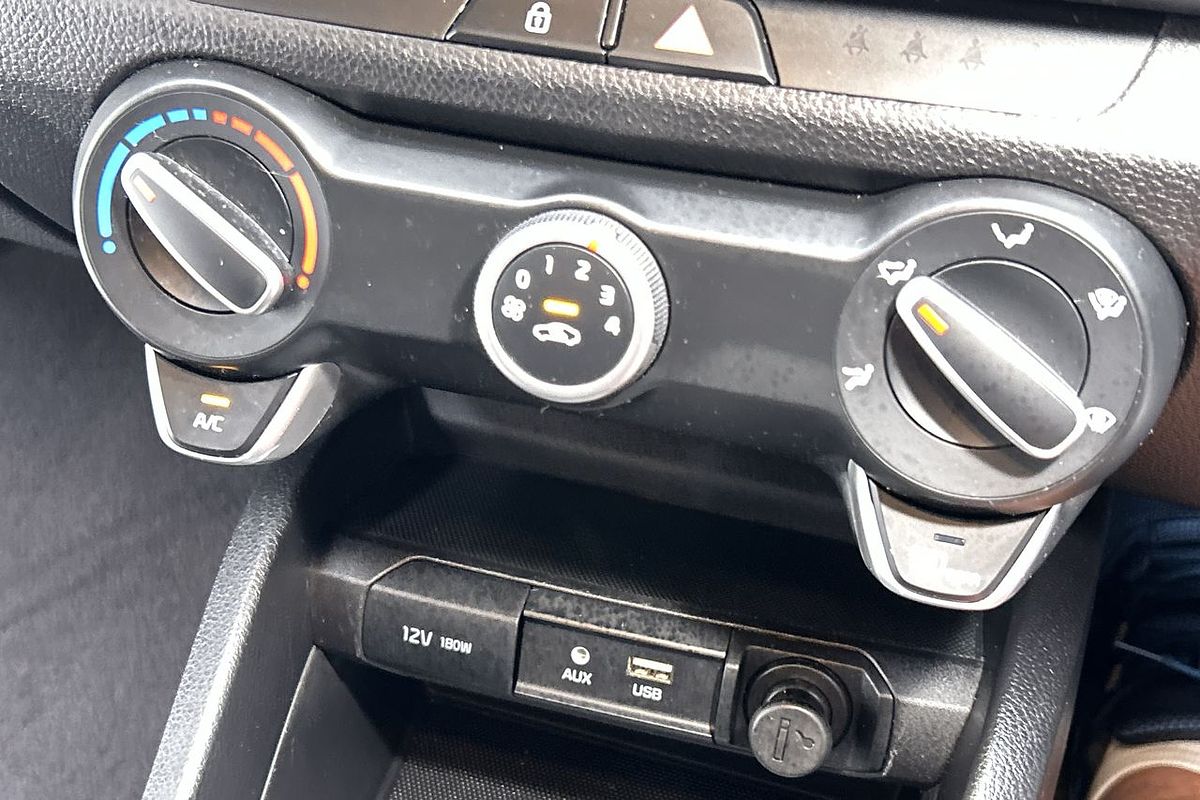 2017 Kia Rio S YB