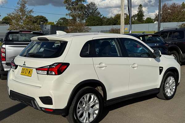 2022 Mitsubishi ASX ES XD