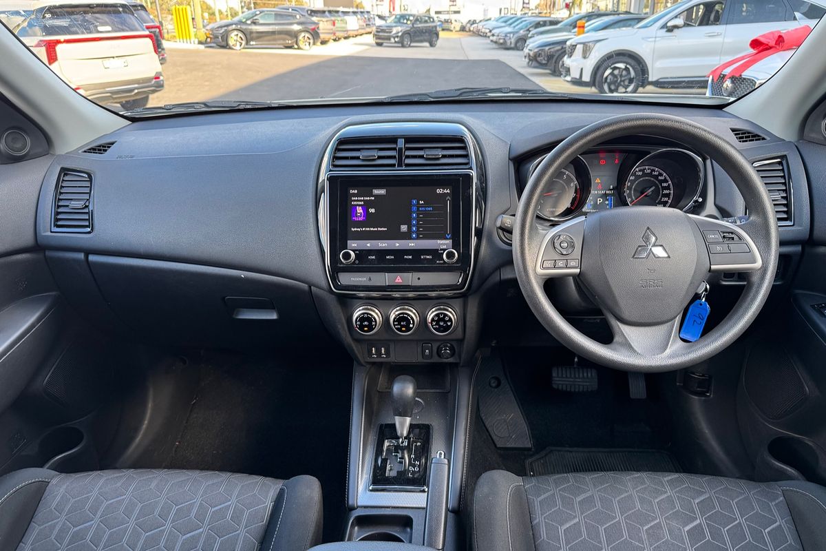 2022 Mitsubishi ASX ES XD