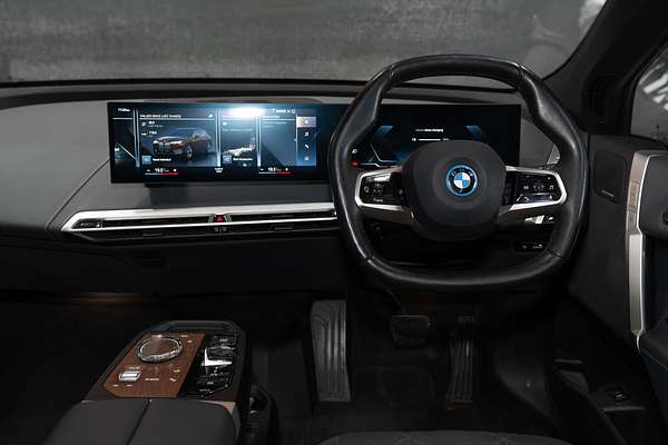 2022 BMW iX xDrive40 Sport I20