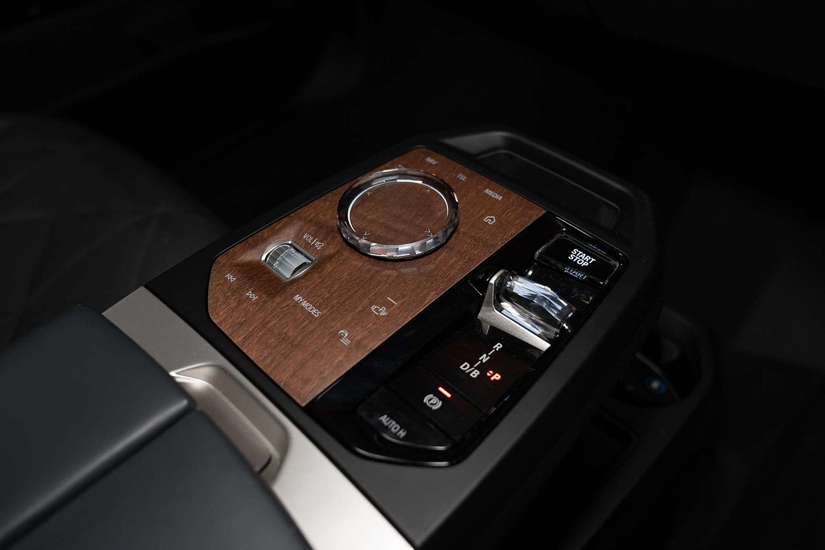 2022 BMW iX xDrive40 Sport I20