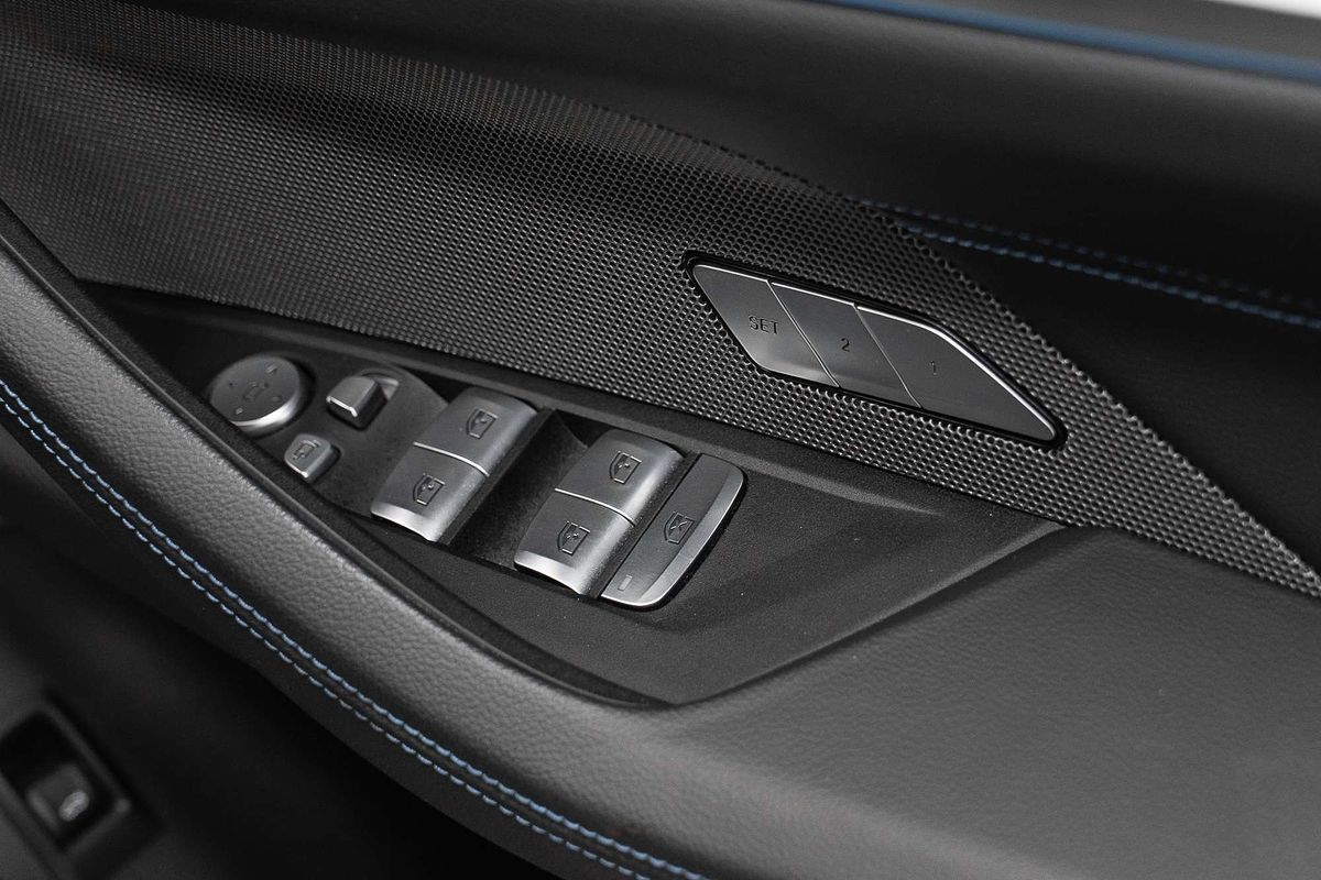 2023 BMW i4 M50 G26