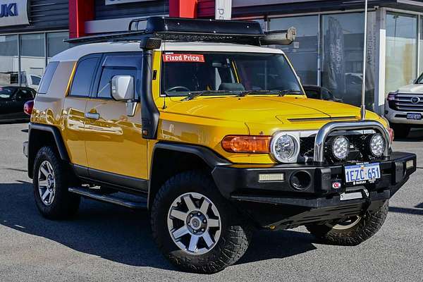 2016 Toyota FJ Cruiser GSJ15R