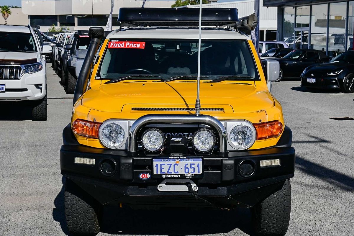 2016 Toyota FJ Cruiser GSJ15R