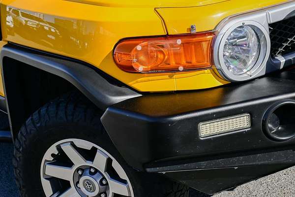 2016 Toyota FJ Cruiser GSJ15R