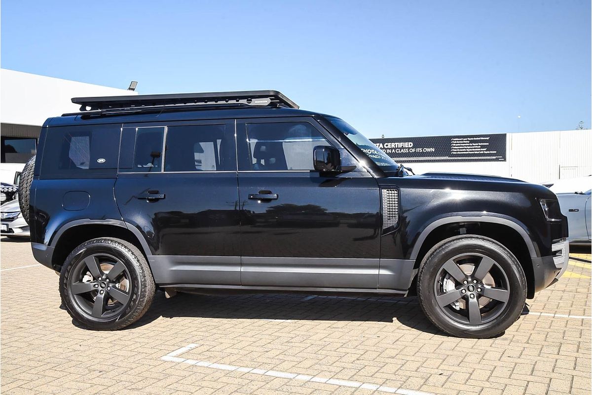 2021 Land Rover Defender 110 D300 SE L663