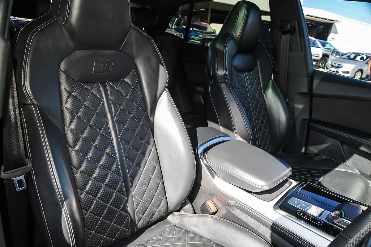 2021 Audi SQ8 TDI F1