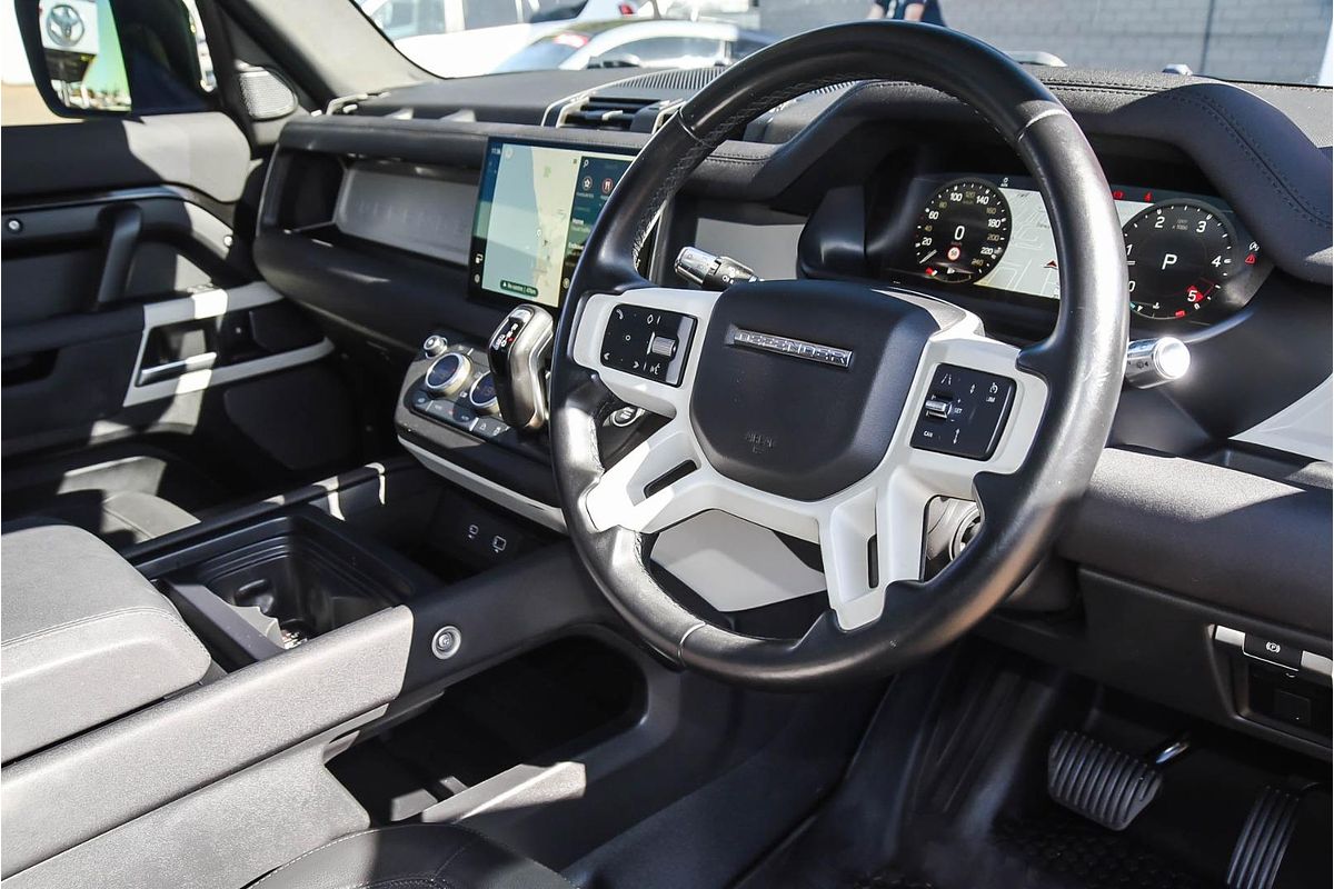 2021 Land Rover Defender 110 D300 SE L663