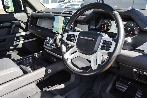 2021 Land Rover Defender 110 D300 SE L663