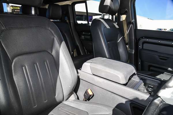 2021 Land Rover Defender 110 D300 SE L663