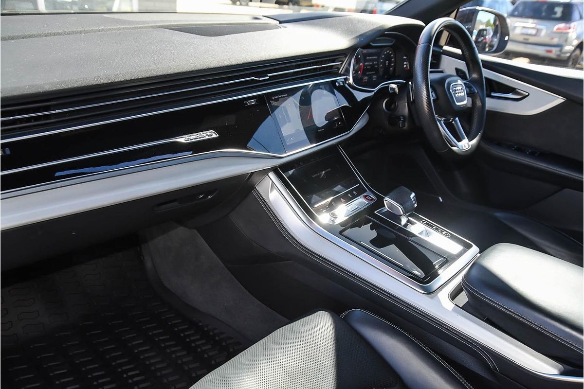 2021 Audi SQ8 TDI F1