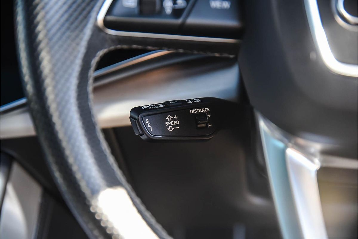 2021 Audi SQ8 TDI F1