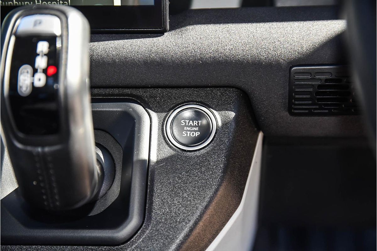 2021 Land Rover Defender 110 D300 SE L663