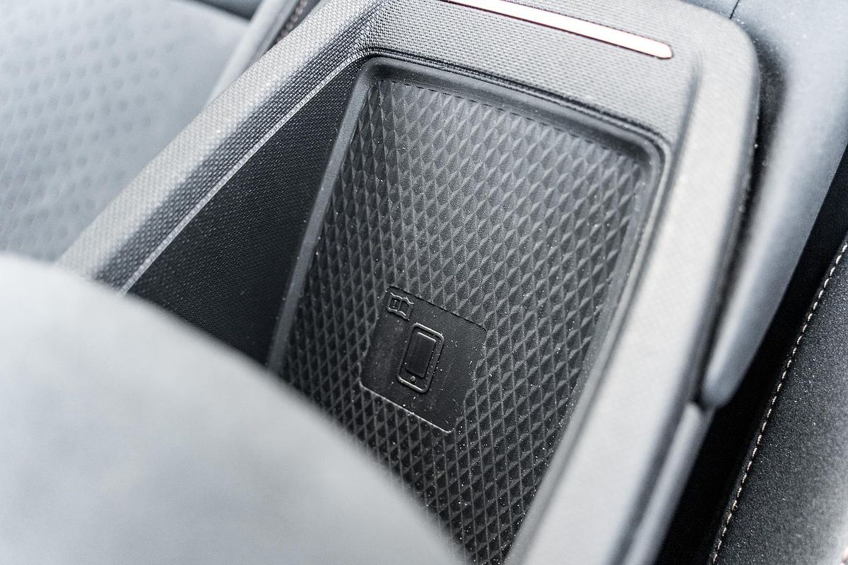 2024 CUPRA Born K1