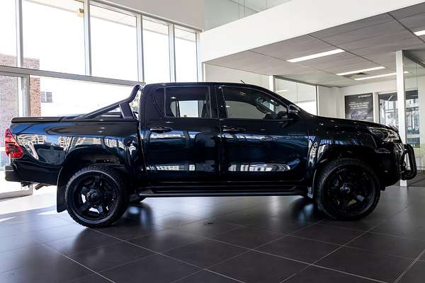 2021 Toyota Hilux SR5 GUN126R 4X4