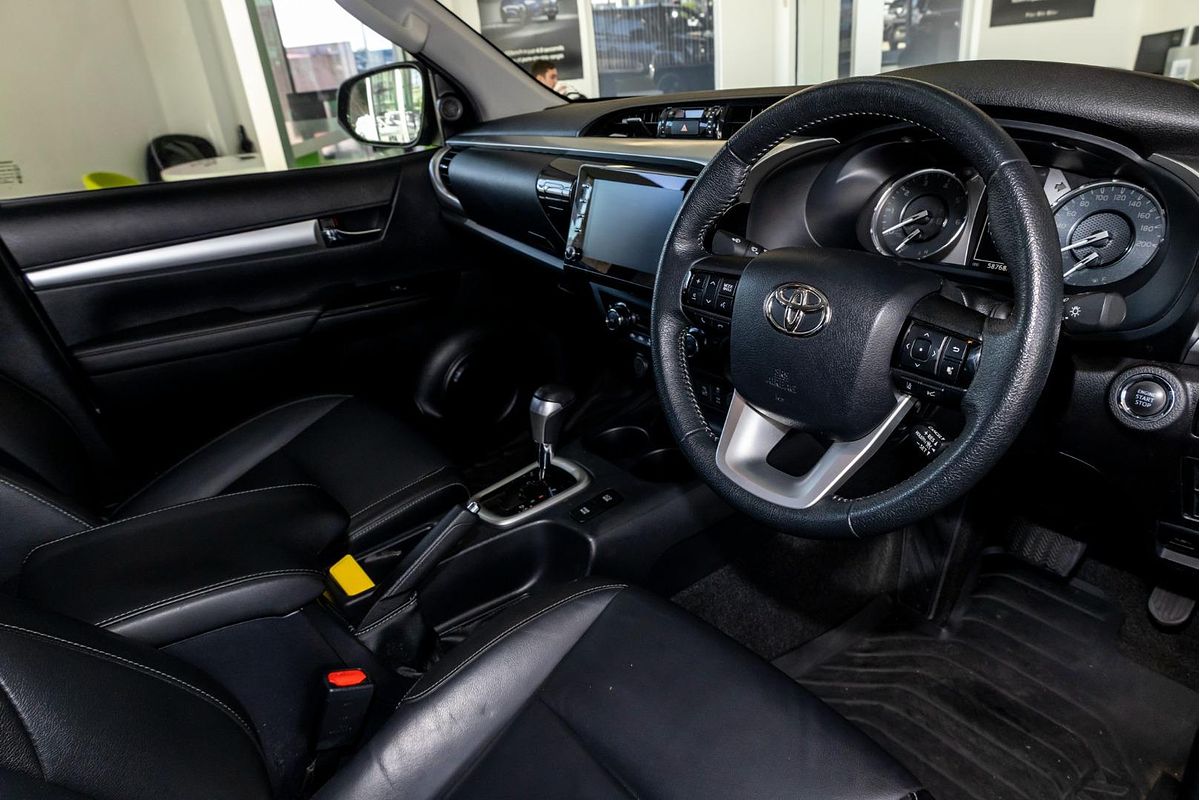 2021 Toyota Hilux SR5 GUN126R 4X4