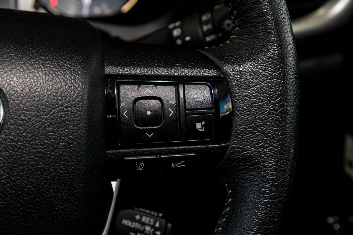 2021 Toyota Hilux SR5 GUN126R 4X4