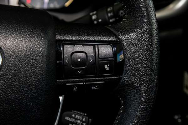 2021 Toyota Hilux SR5 GUN126R 4X4
