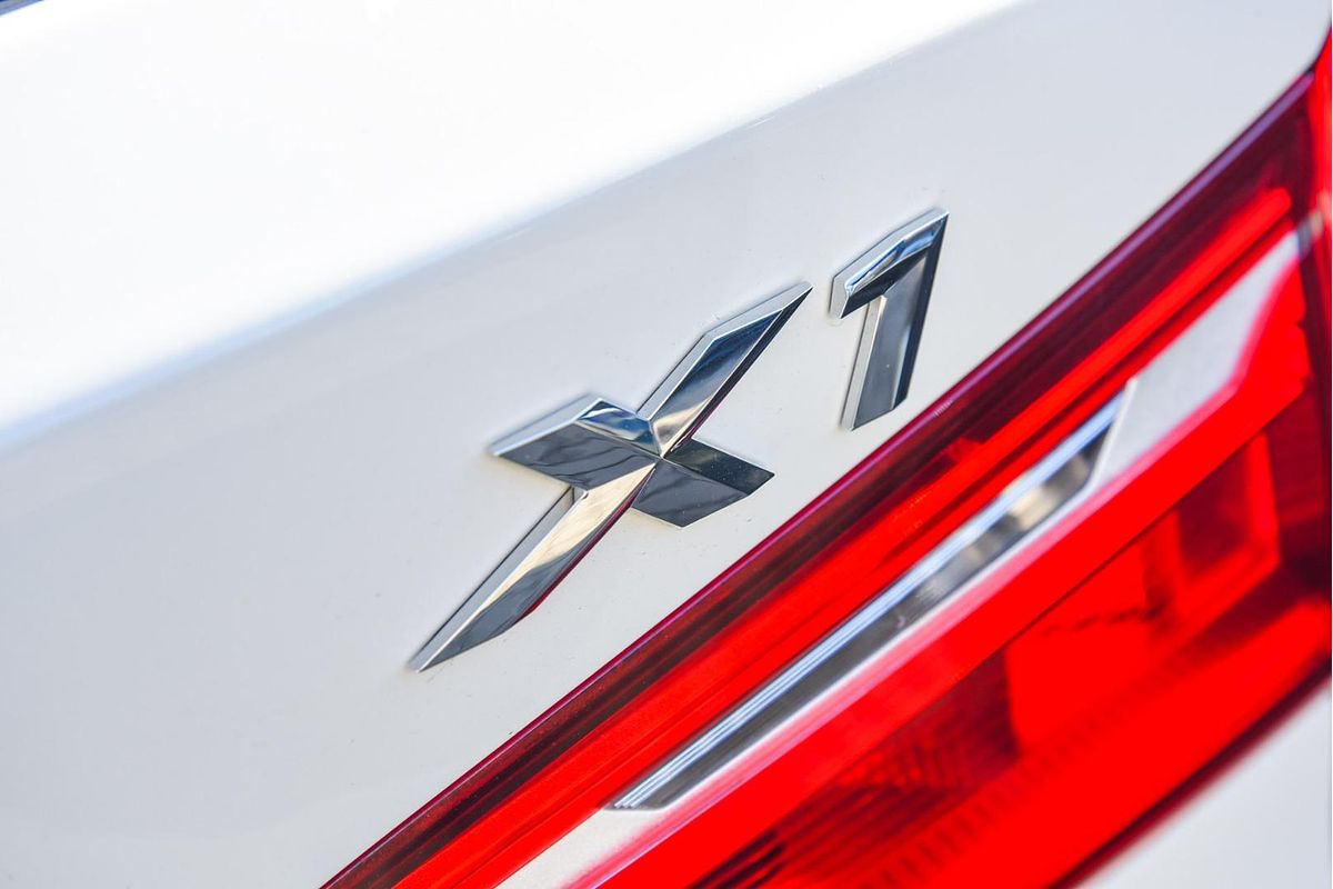 2017 BMW X1 sDrive20i F48