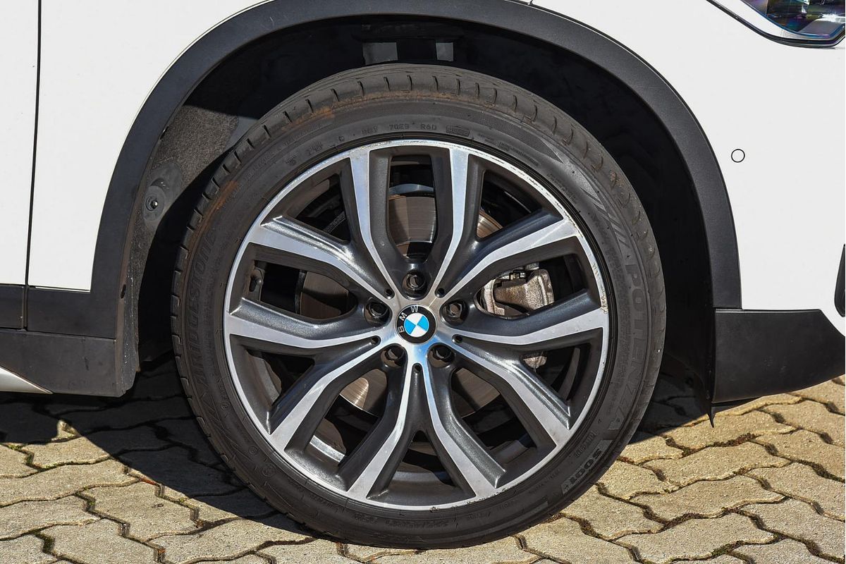 2017 BMW X1 sDrive20i F48